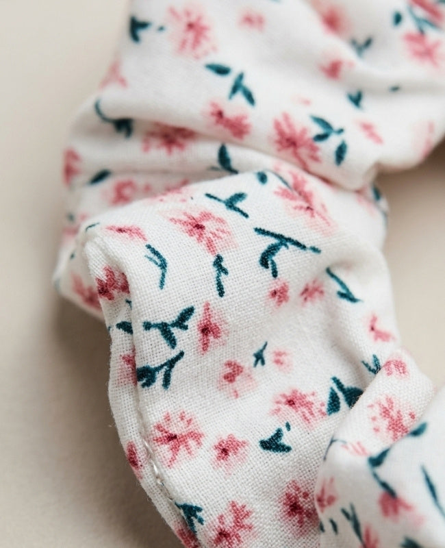 Scrunchie Vit Liberty n°3 Dam «Suzanne»