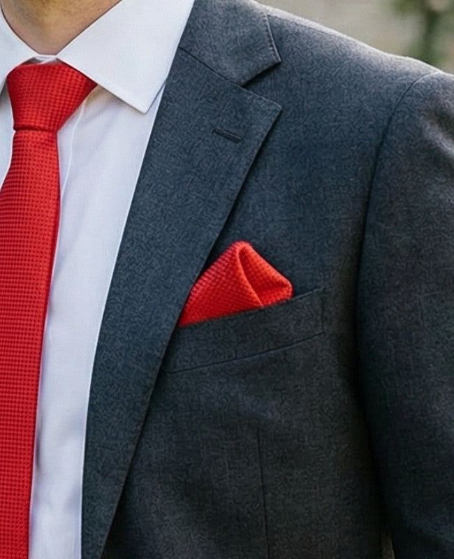 Kavajnäsduk Röd n°2 i Polyester «Martin»